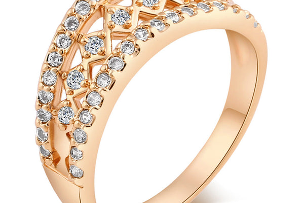 Top Jewelry Trends in 2025: What Every Stylish Woman Should Own