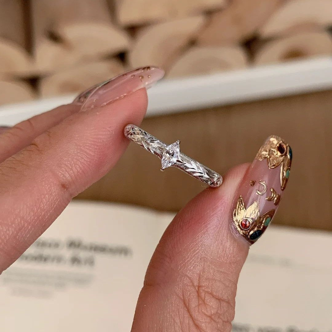 925 Sterling Silver Horse Eye Zircon Hand-carved Gold Drawing Ring