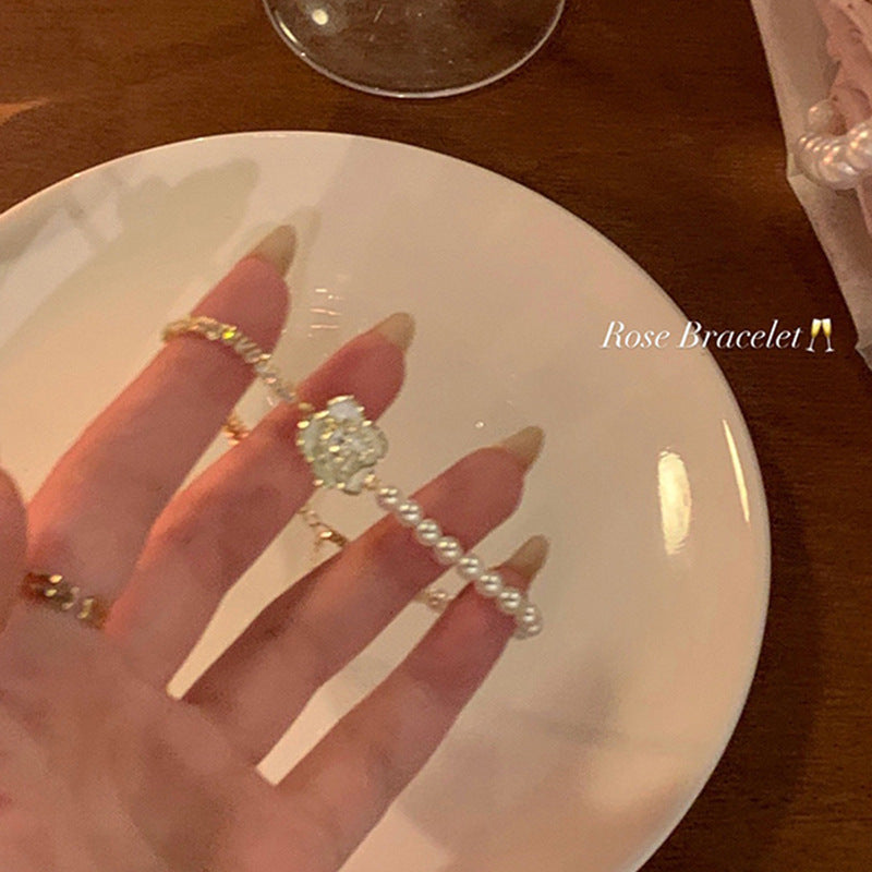 Versatile Beaded Women's Pearl Bracelet Ornament