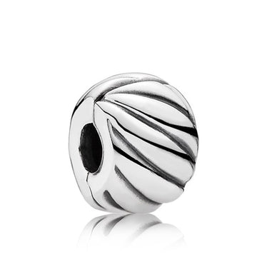 Pandora Feathered Clip – Elegant Gift Jewelry Set