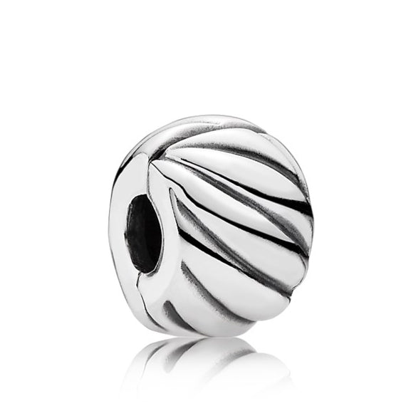 Pandora Feathered Clip – Elegant Gift Jewelry Set