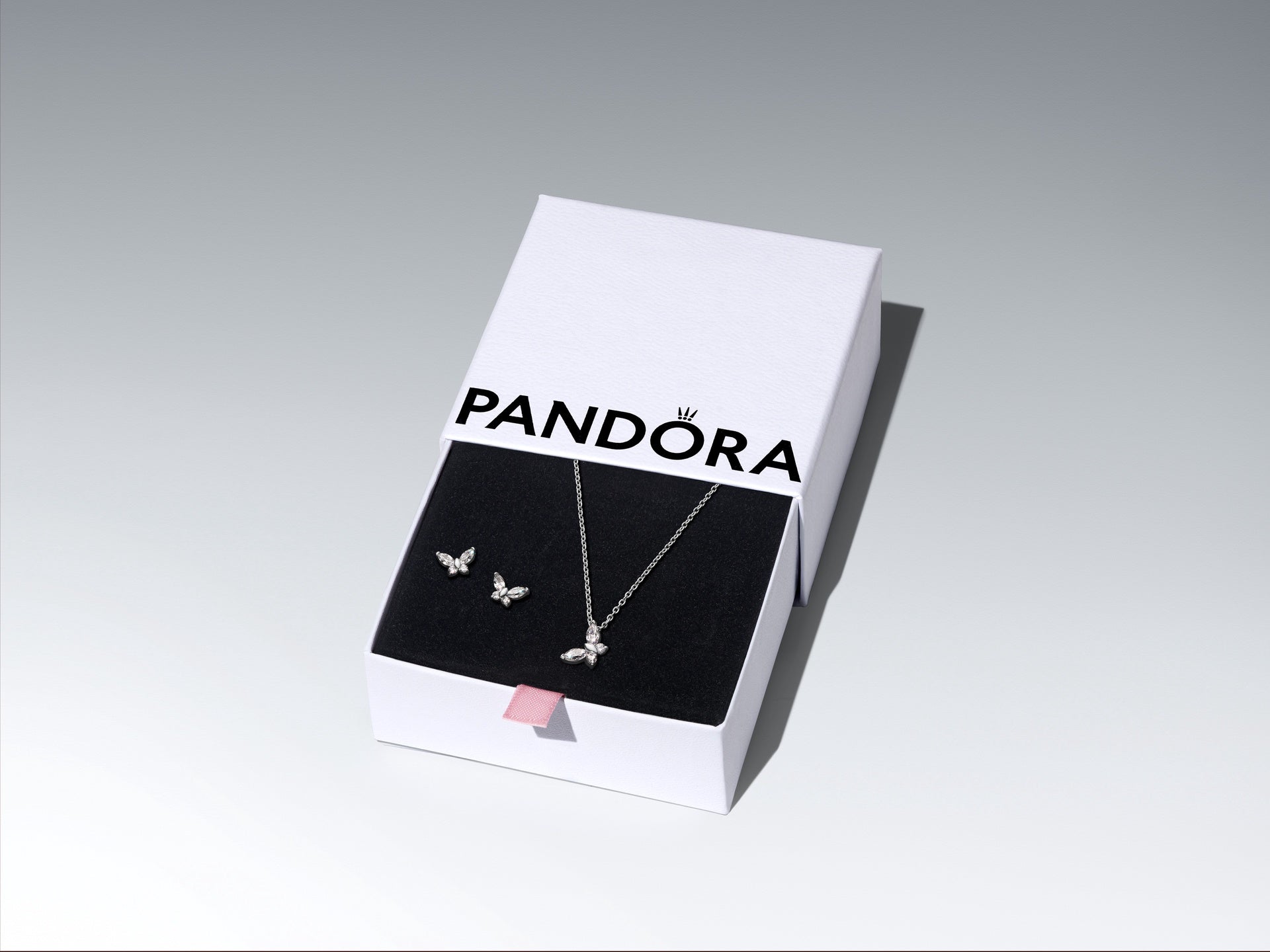 Pandora Sparkling Butterfly Jewelry Gift Set – Elegant Gift Jewelry Set