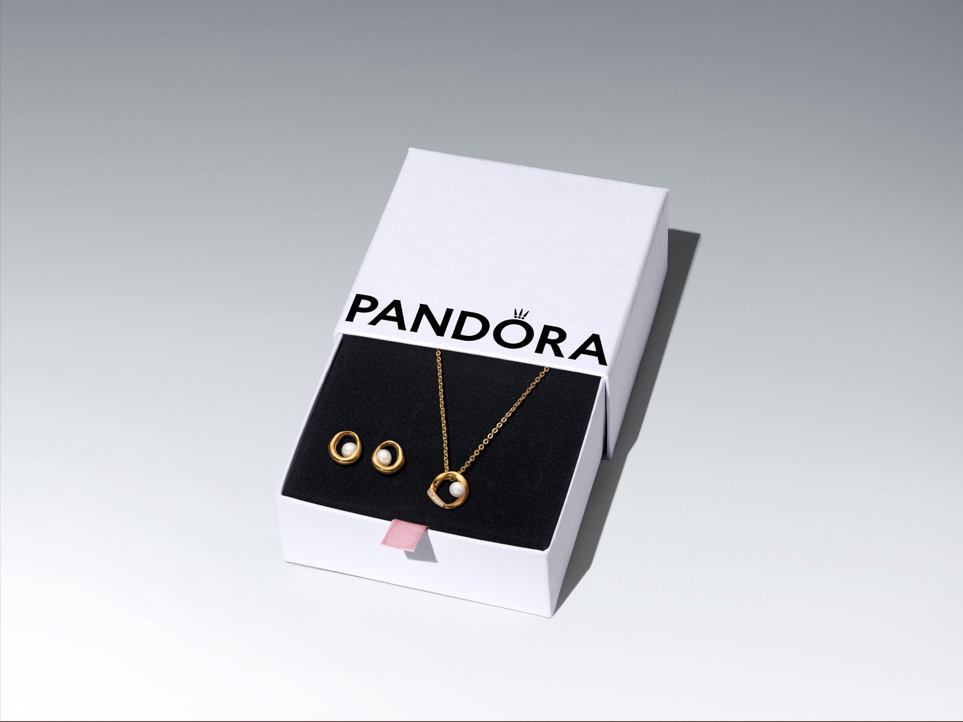 Pandora Organic Sparkle and Pearl Jewelry Gift Set – Elegant Gift Jewelry Set