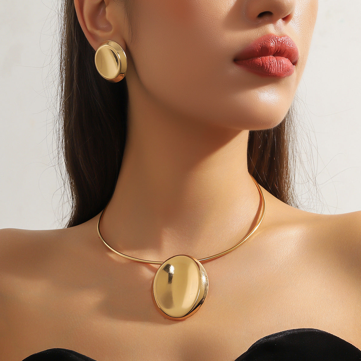 Metal Light Luxury High-grade Sense Necklace And Earrings Suite