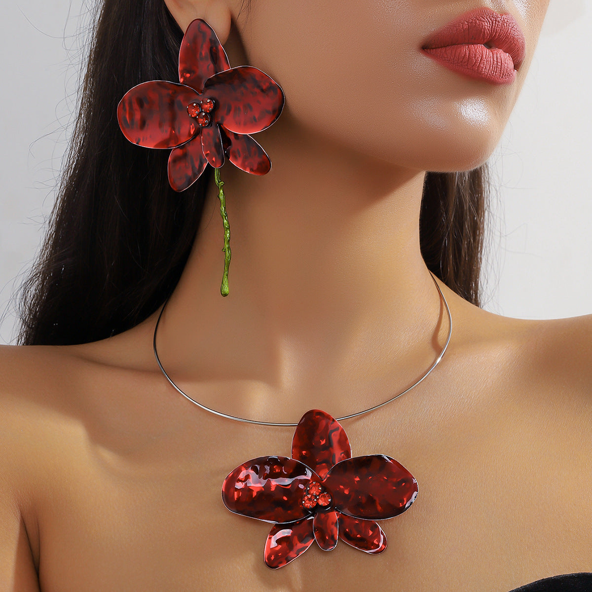 Metal Light Luxury High-grade Sense Necklace And Earrings Suite