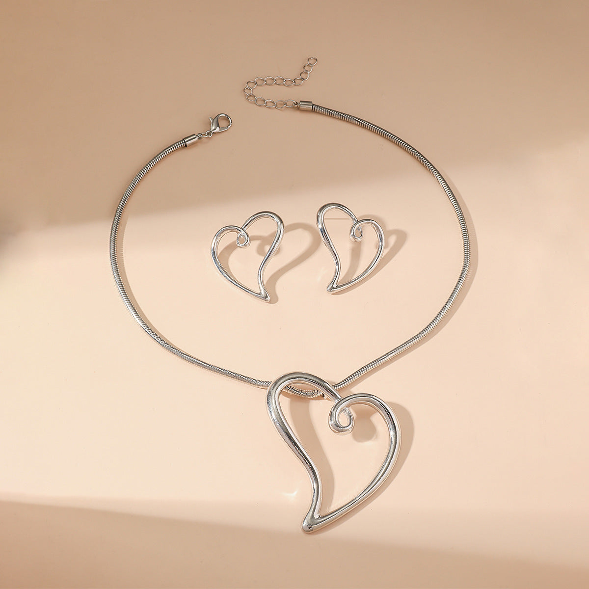 Metal Light Luxury High-grade Sense Necklace And Earrings Suite