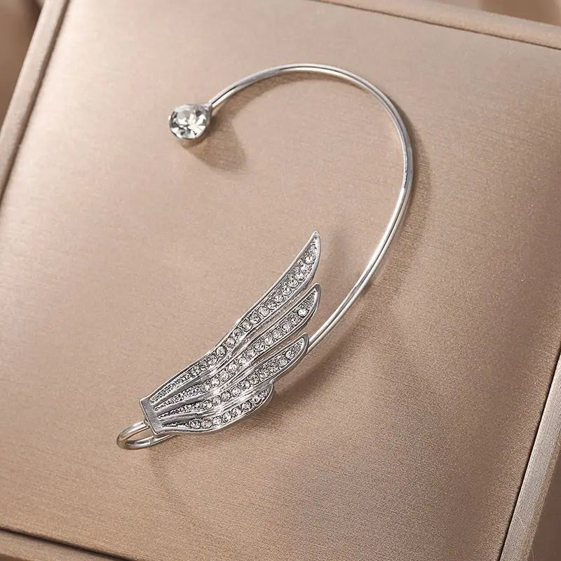 2023 New Korean Angel Wing Rhinestone Earrings Shiny Drill Arc Ear Hanging Clip Earrings for Women Unusual Ear Cuff
