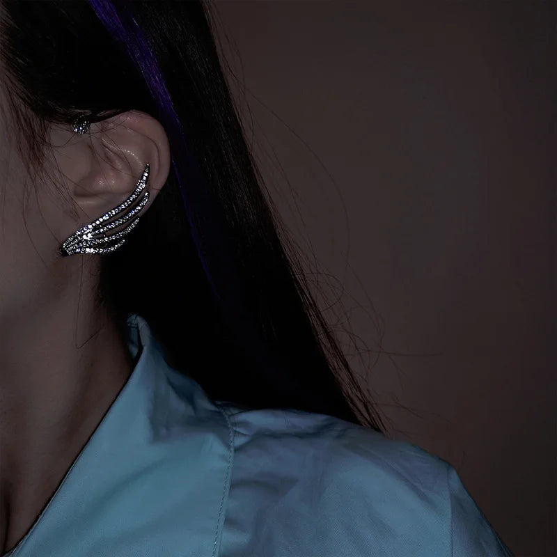 2023 New Korean Angel Wing Rhinestone Earrings Shiny Drill Arc Ear Hanging Clip Earrings for Women Unusual Ear Cuff