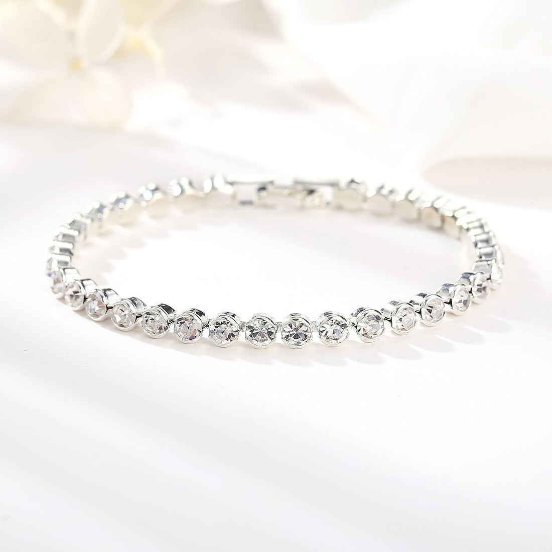 Women's Korean-style Crystal Silver-plated Bracelet