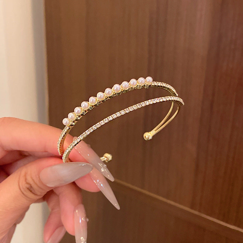 Versatile Beaded Women's Pearl Bracelet Ornament